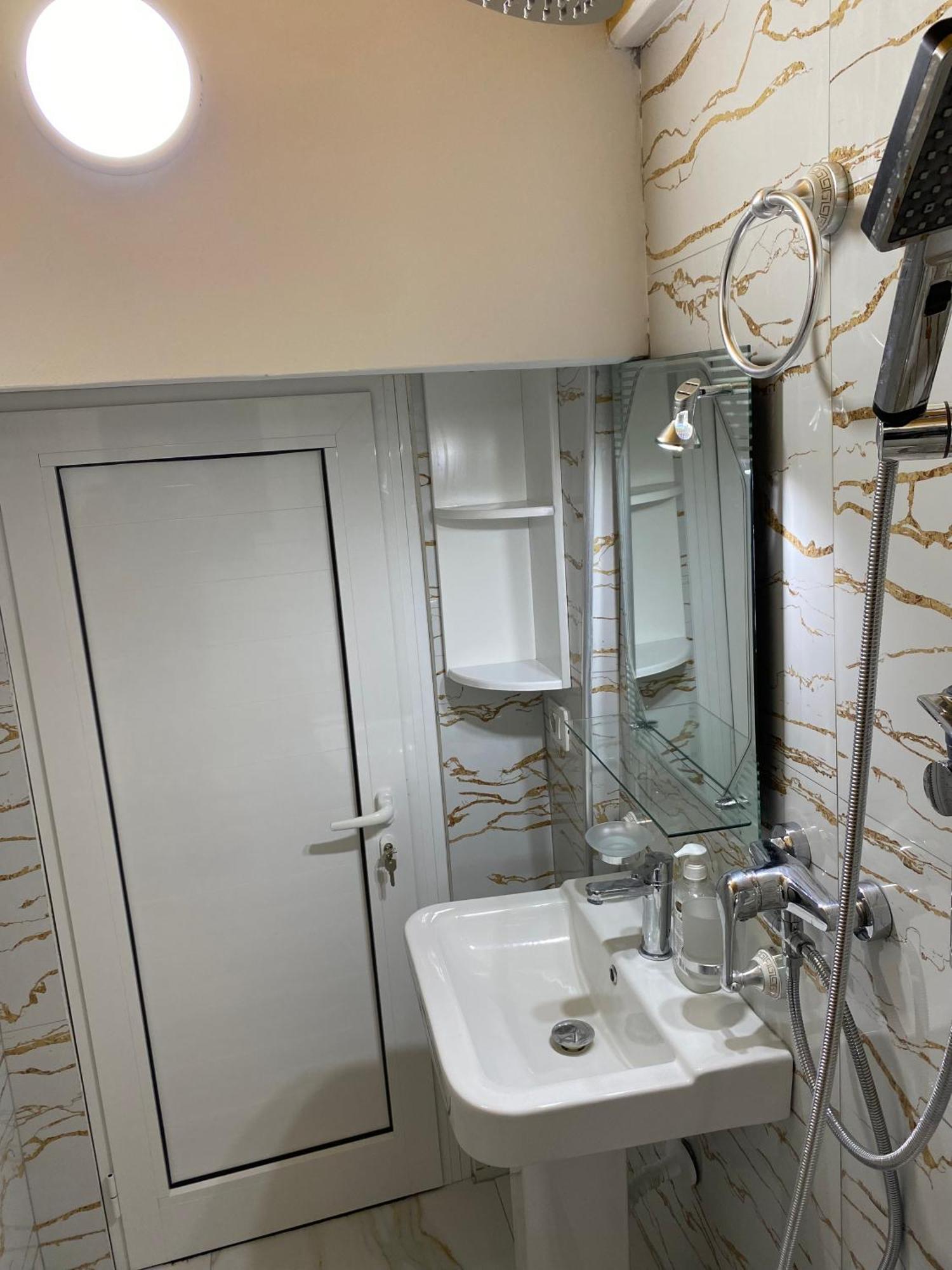 Guest House Rean Berat Zewnętrze zdjęcie