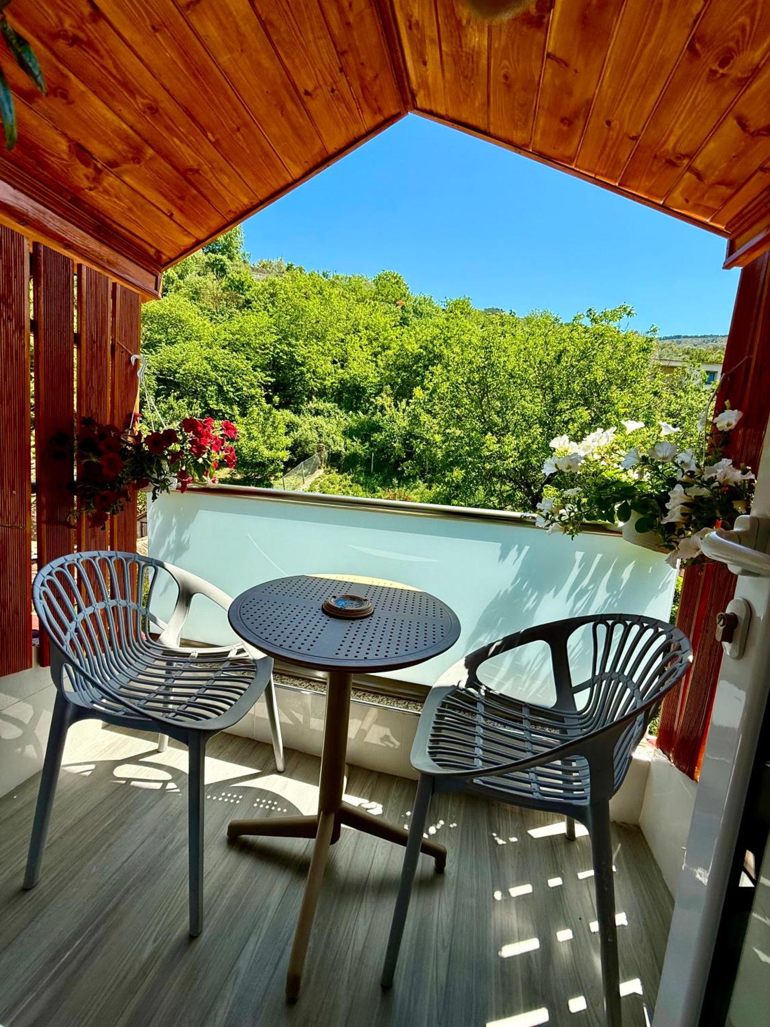 Guest House Rean Berat Zewnętrze zdjęcie
